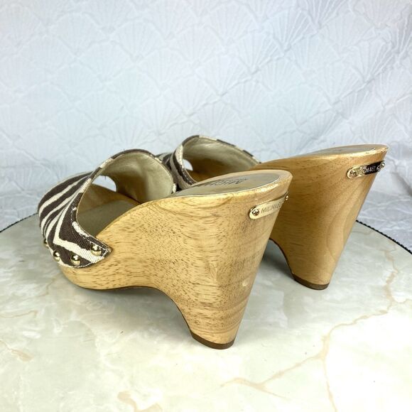 Michael Kors Platform Clogs Women Sz 9 Brown Animal Print 70’s Style Sandals - Picture 7 of 13